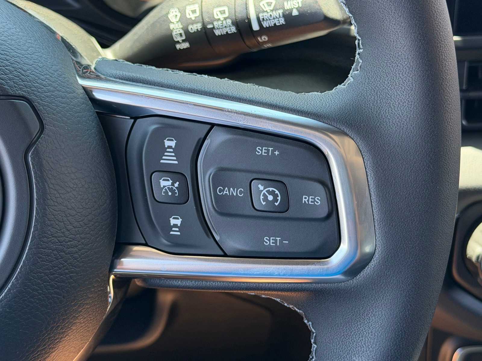 Thumbnail: 2026 Jeep Wrangler - 14