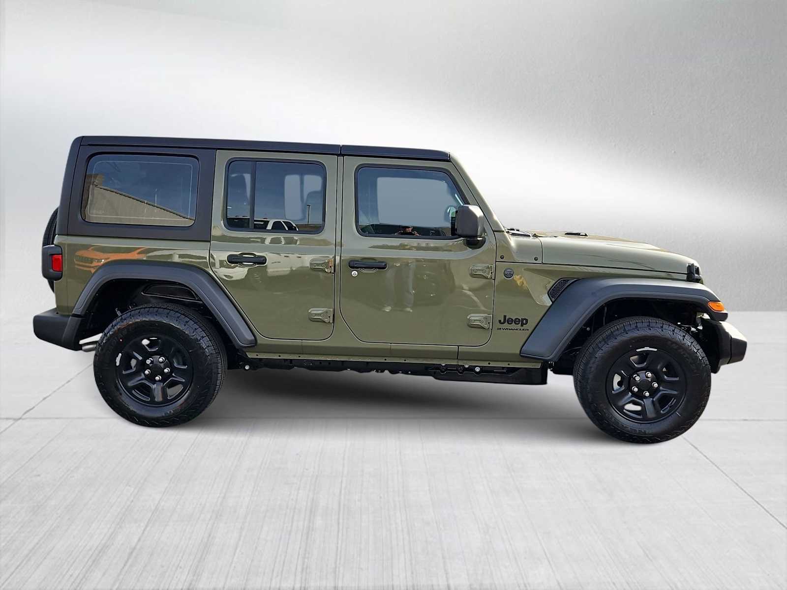 Thumbnail: 2026 Jeep Wrangler - 9