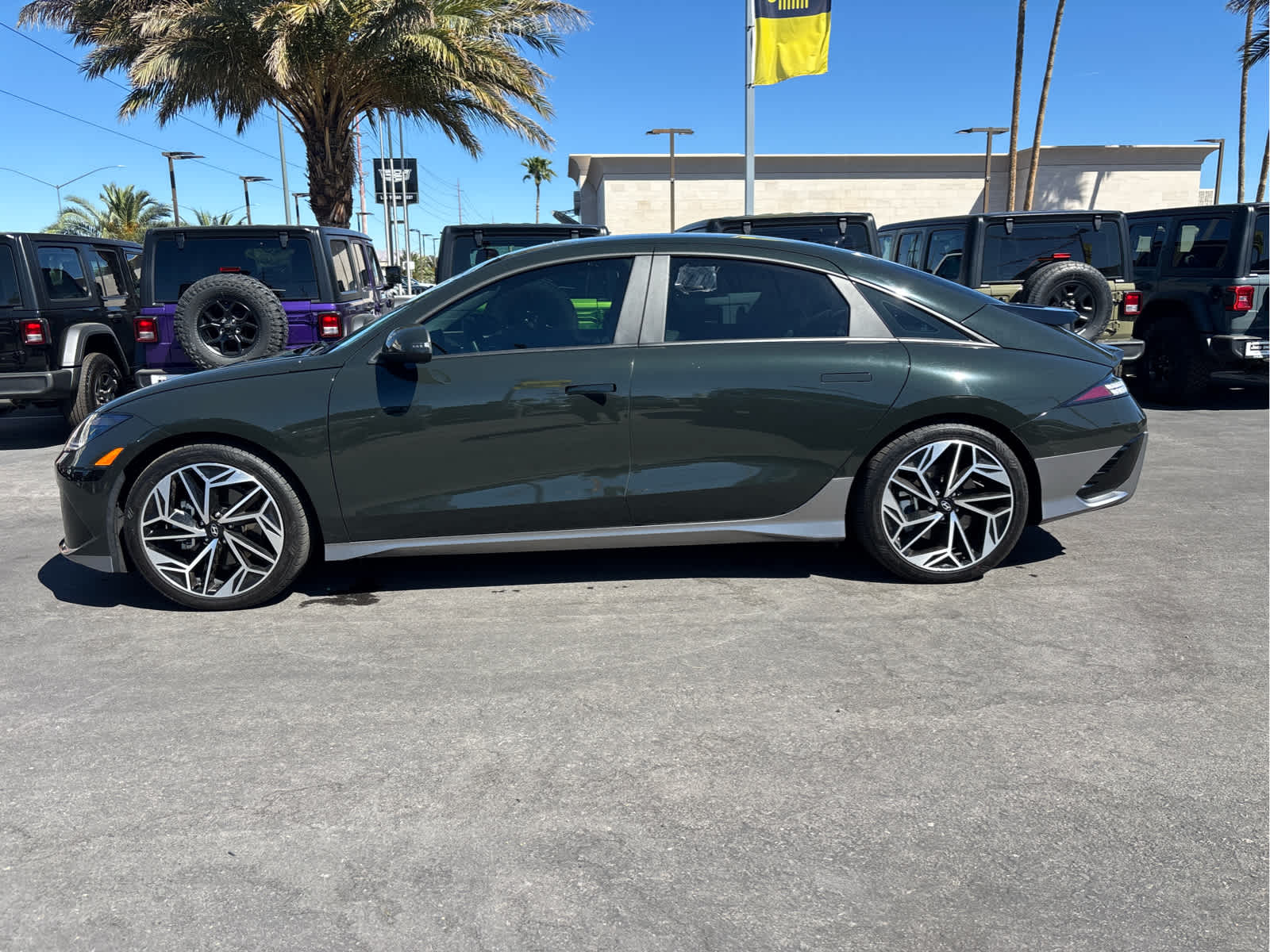 Thumbnail: 2024 Hyundai Ioniq 6 - 8