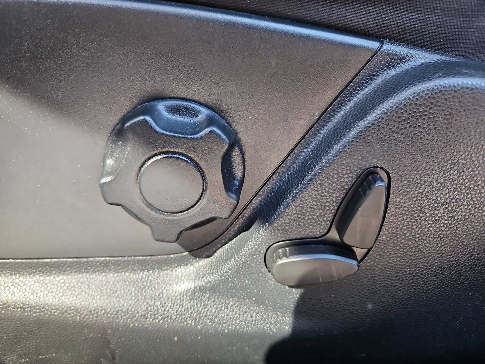 Thumbnail: 2020 Ford EcoSport - 18