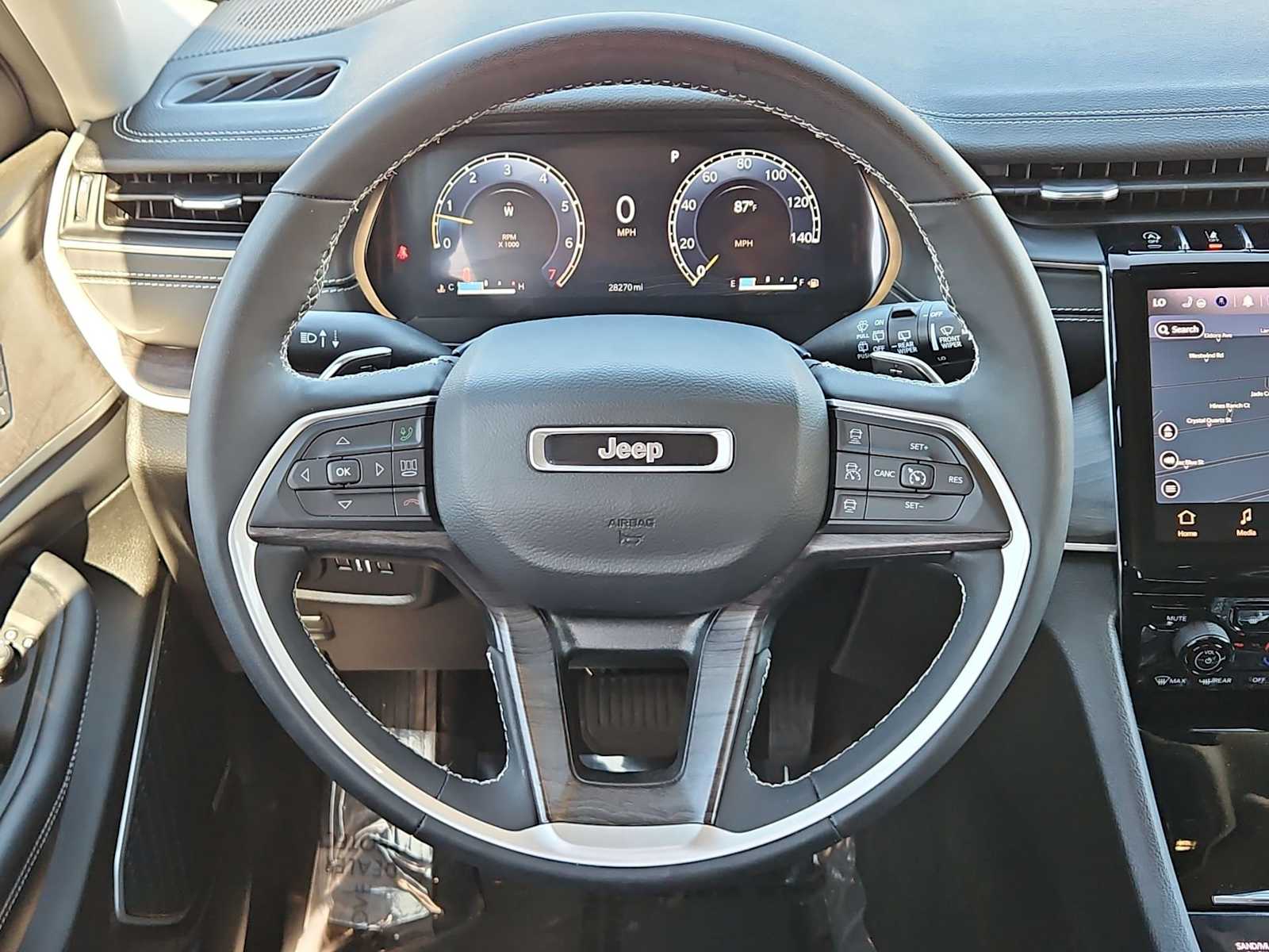 Thumbnail: 2023 Jeep Grand Cherokee - 23