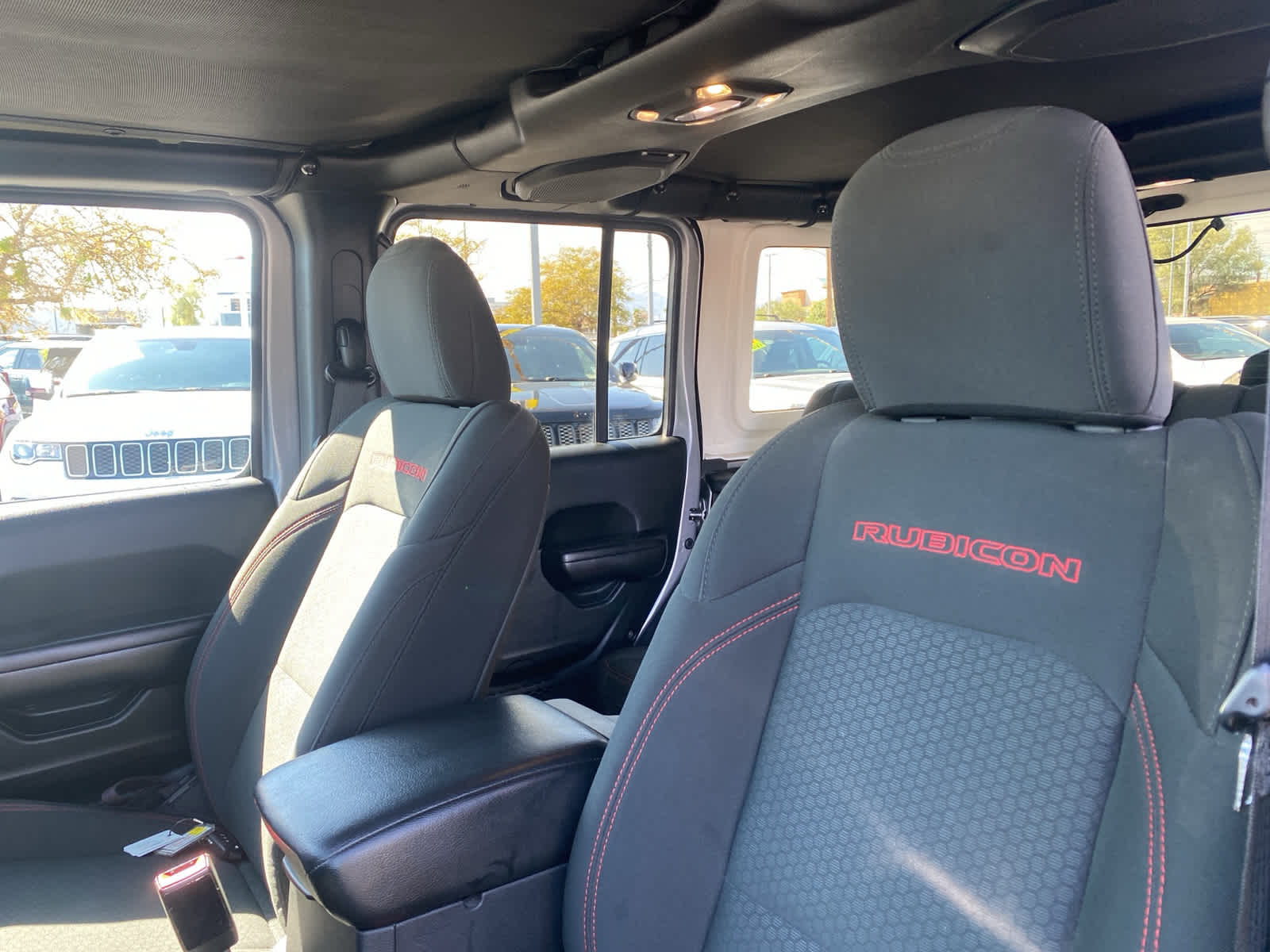 Thumbnail: 2020 Jeep Wrangler - 15