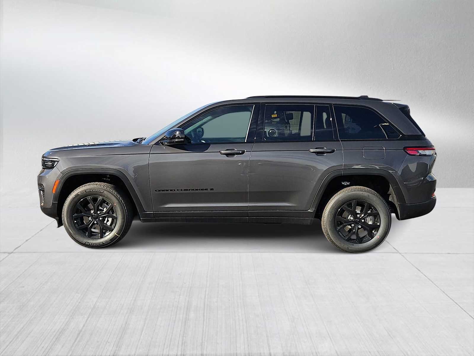 Thumbnail: 2025 Jeep Grand Cherokee - 5