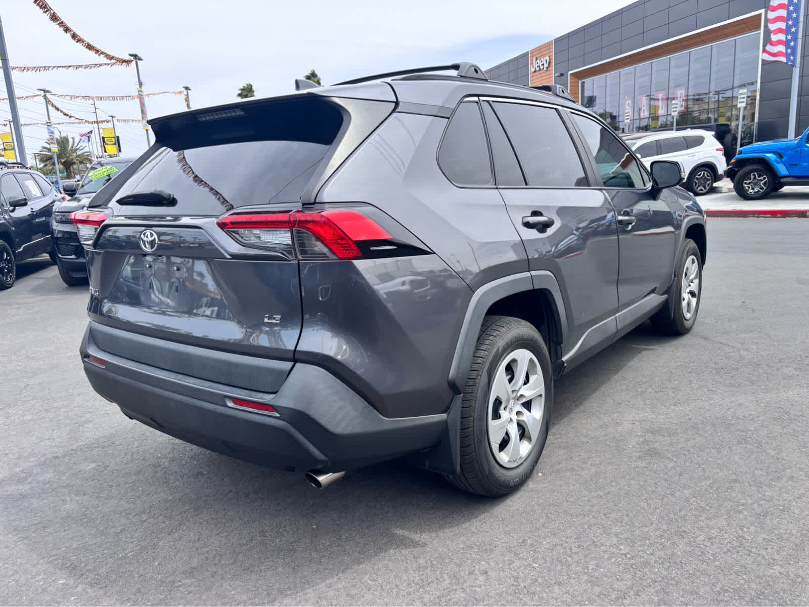 Thumbnail: 2020 Toyota RAV4 - 5