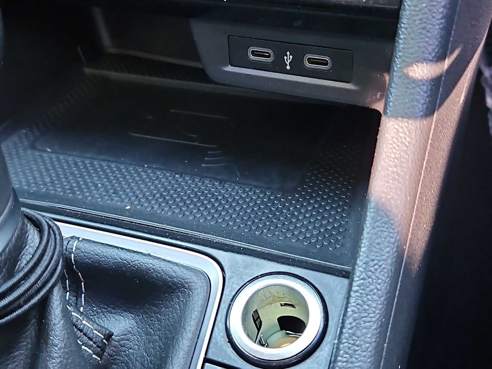 Thumbnail: 2023 Volkswagen Jetta - 31