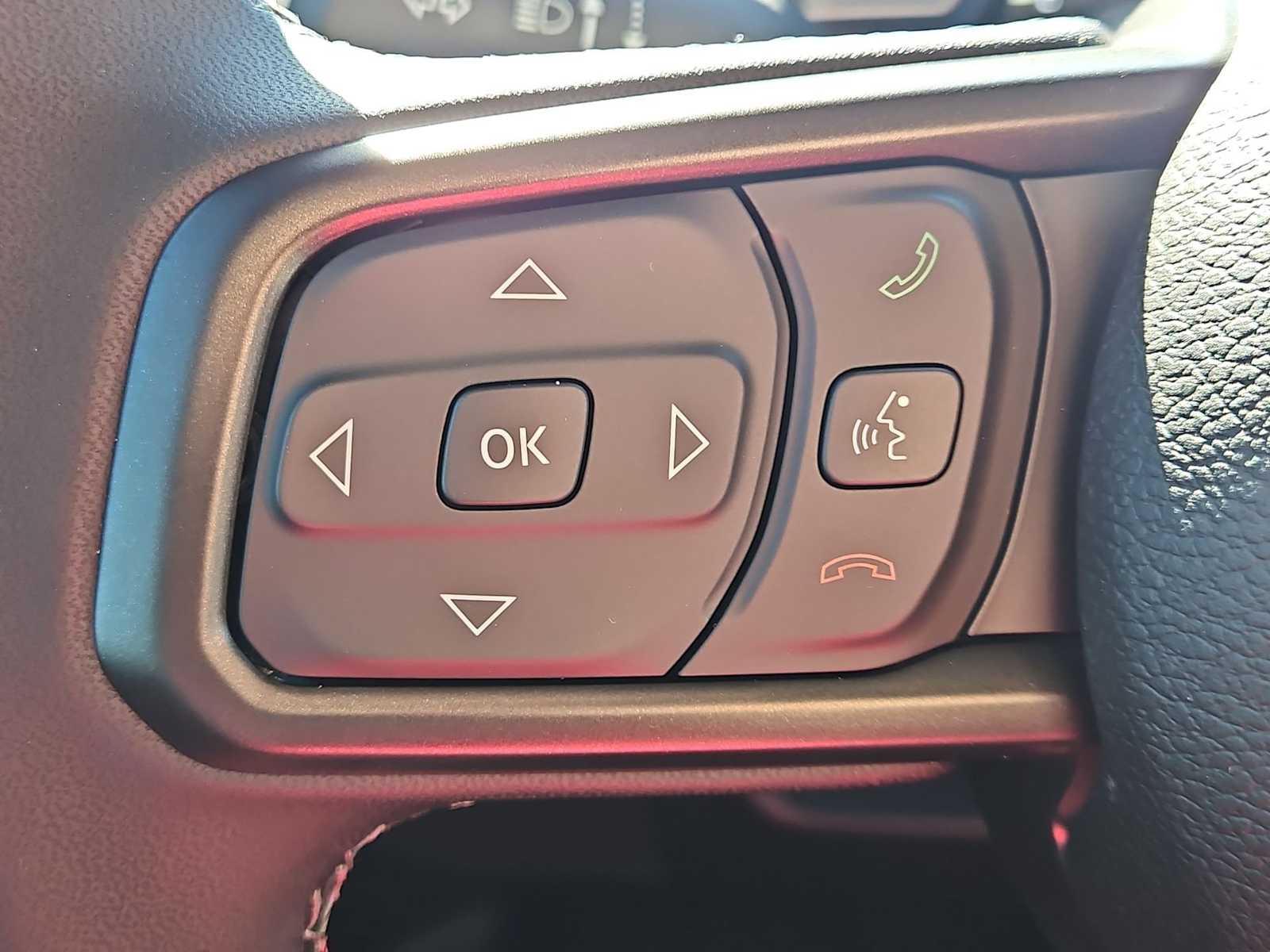 Thumbnail: 2025 Jeep Gladiator - 20