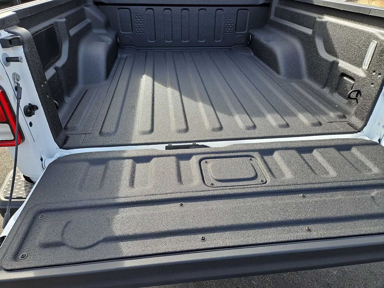 Thumbnail: 2026 Jeep Gladiator - 31