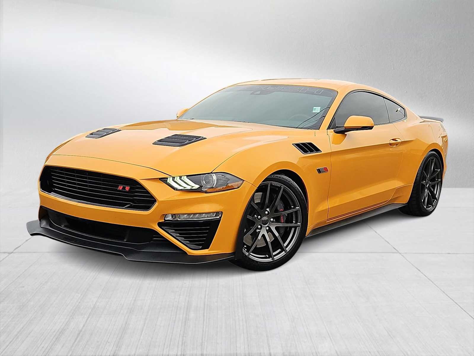 2022 Ford Mustang GT Premium's photo
