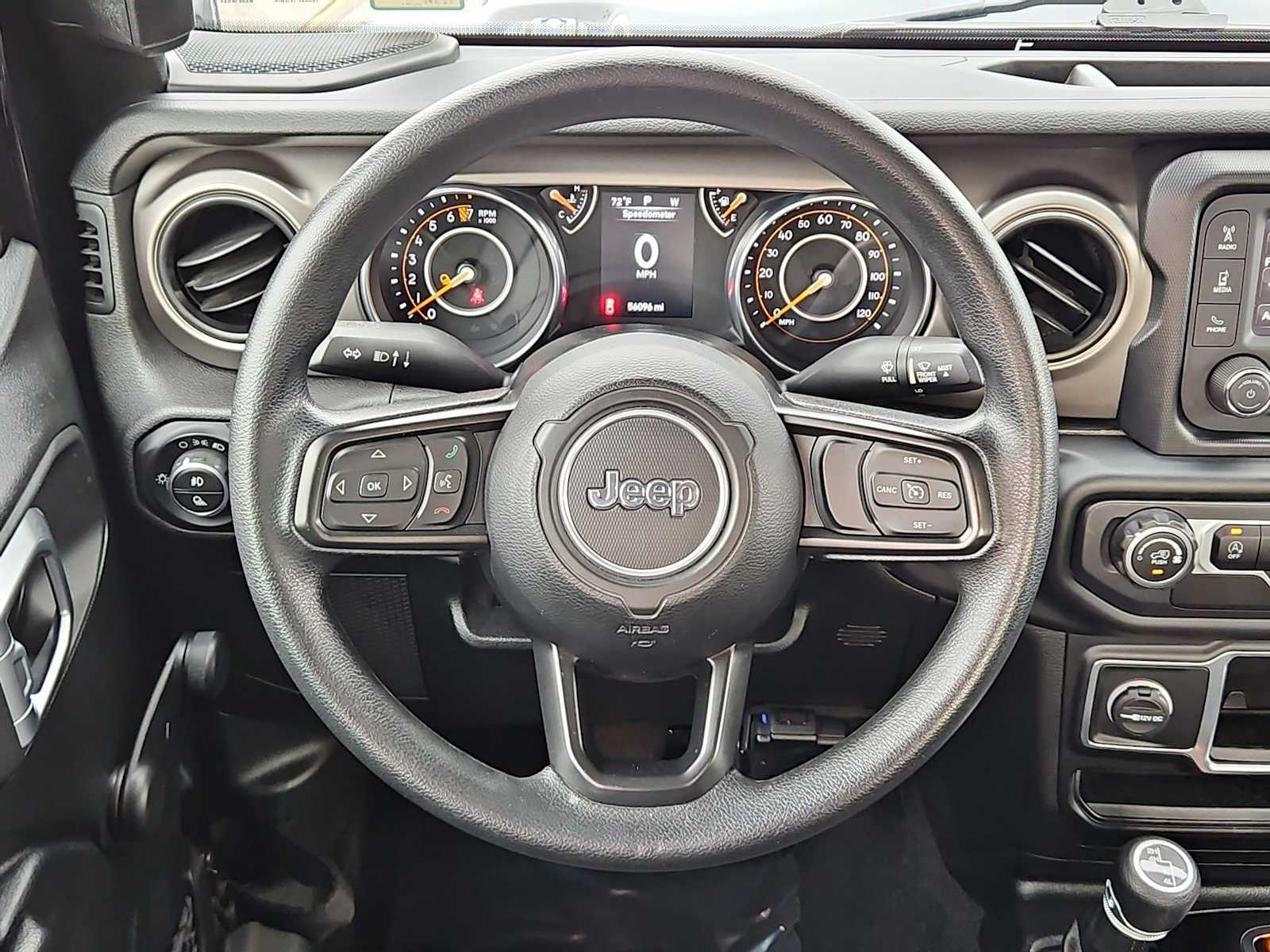 Thumbnail: 2021 Jeep Gladiator - 37