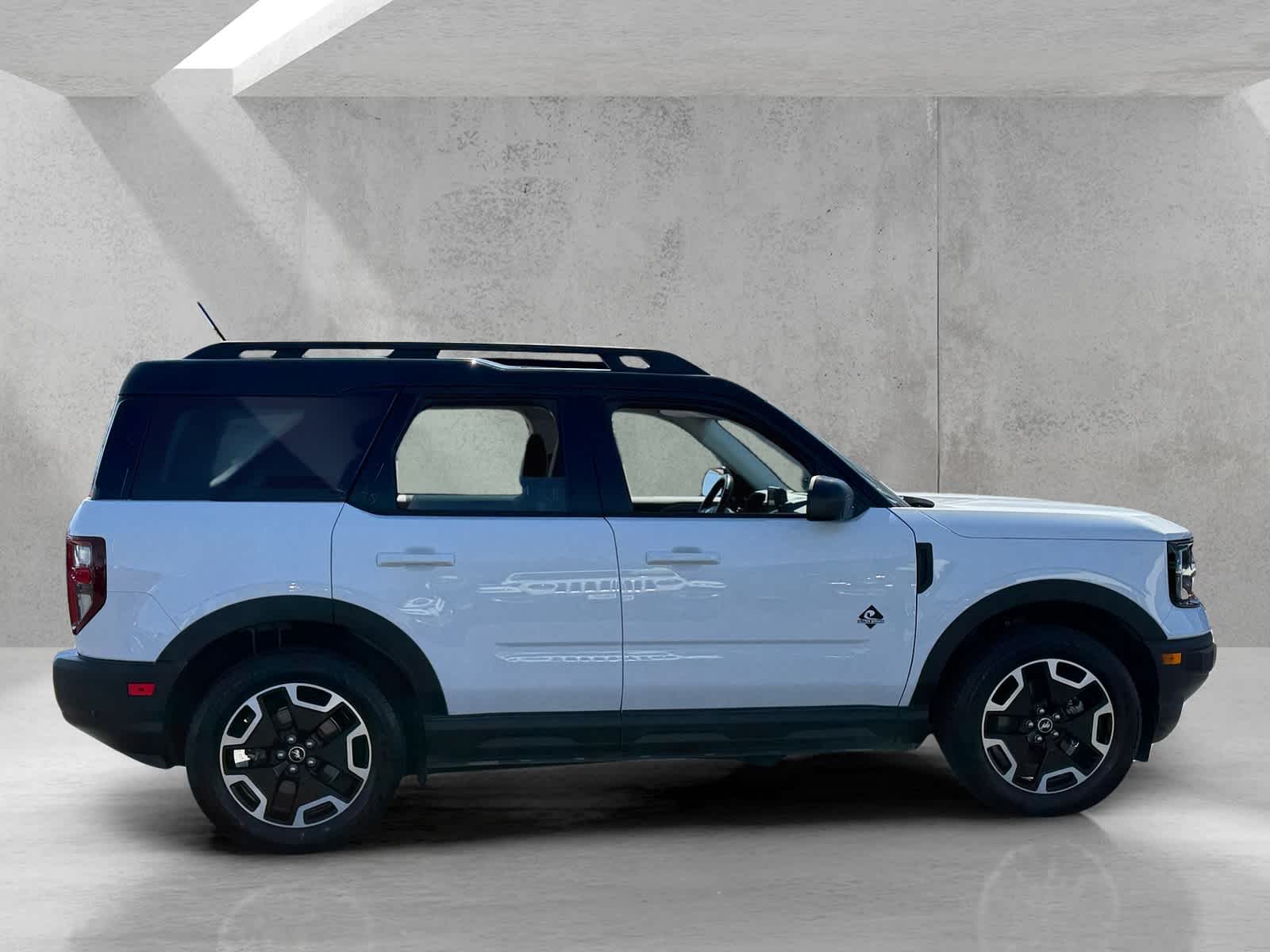 Thumbnail: 2023 Ford Bronco Sport - 8