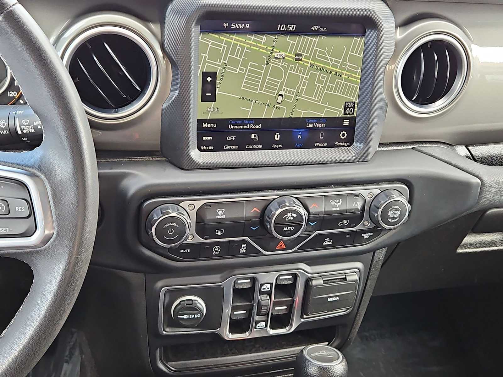 Thumbnail: 2023 Jeep Gladiator - 26