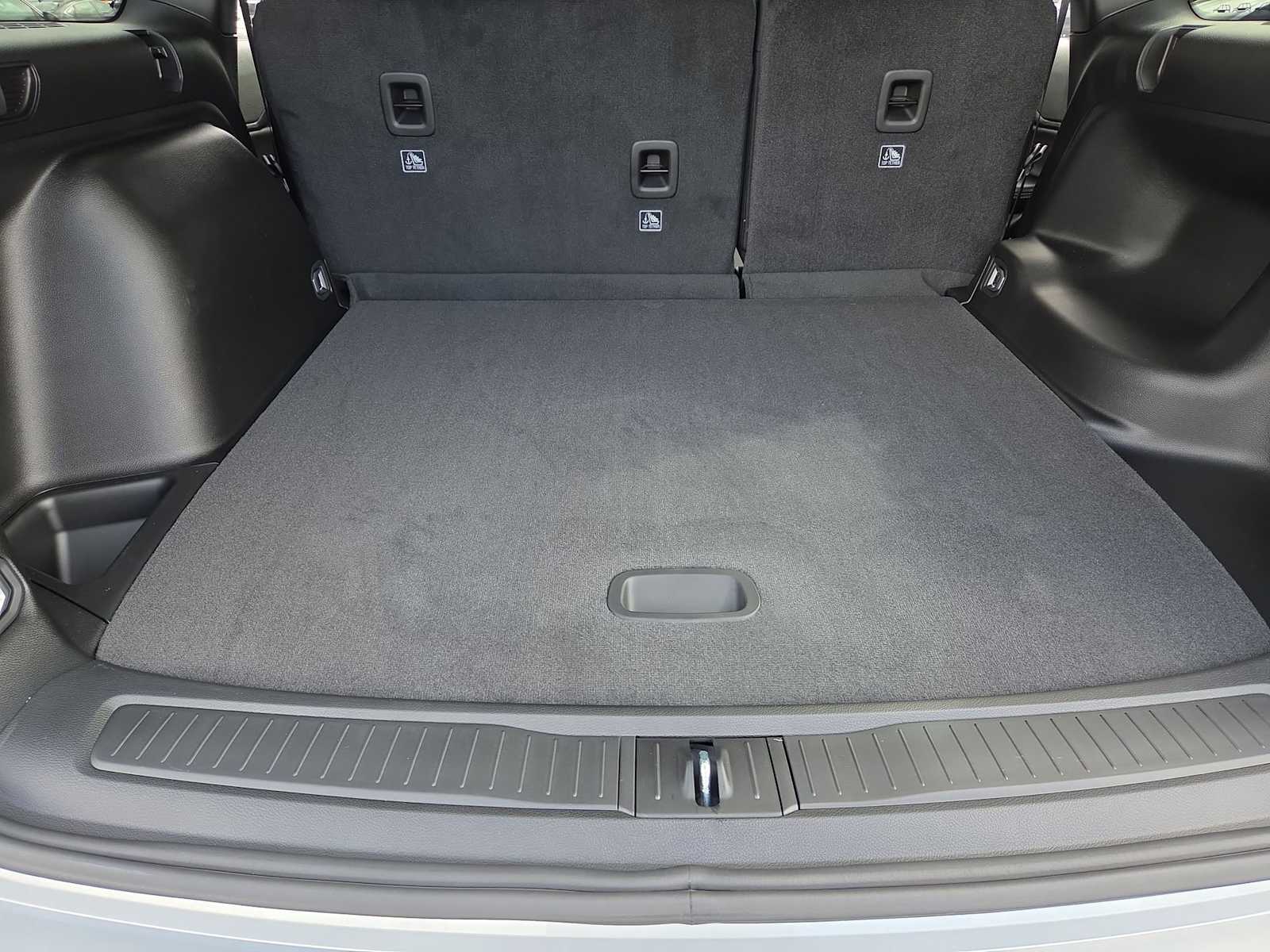 Thumbnail: 2025 Jeep Grand Cherokee - 34