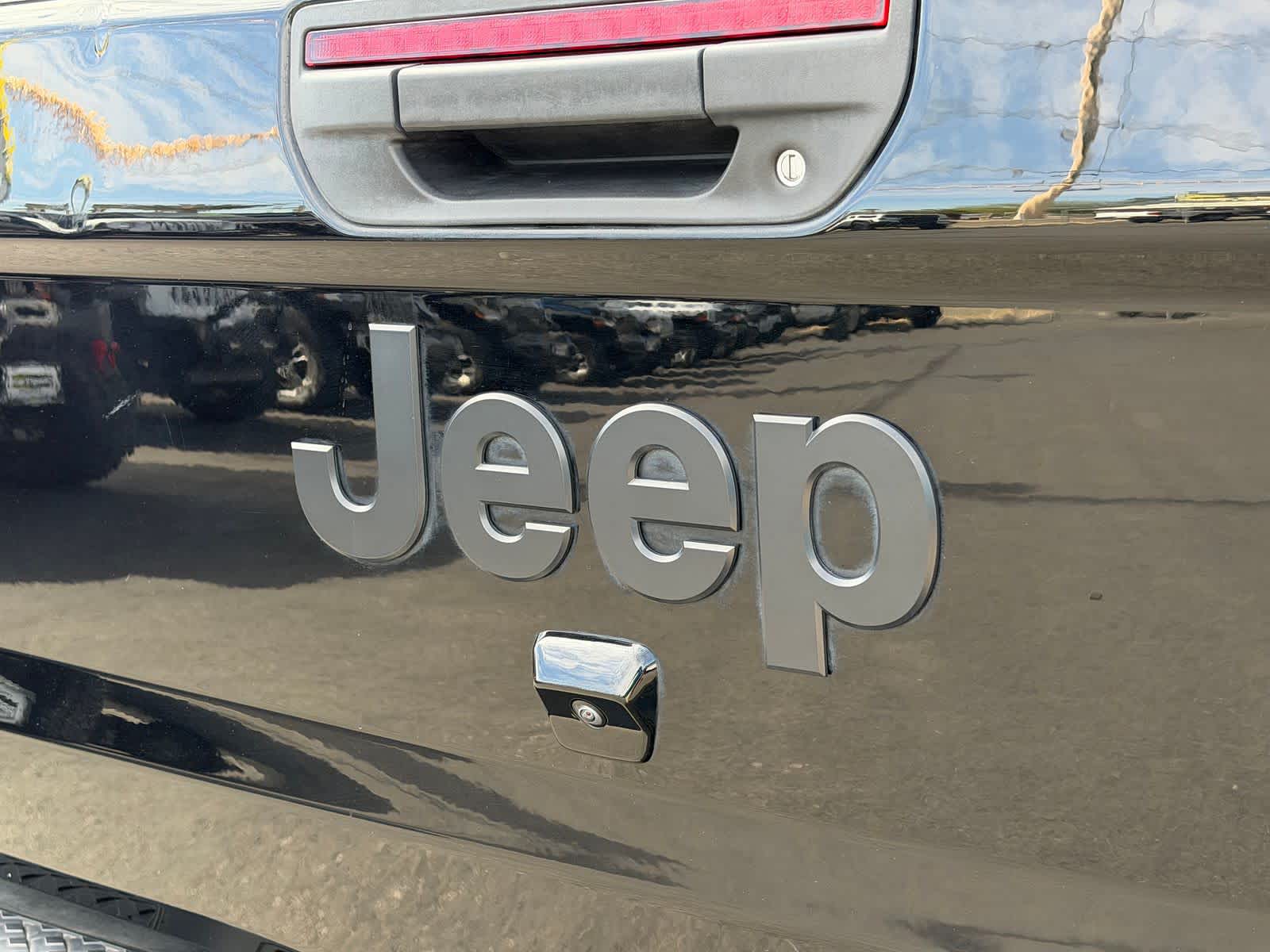 Thumbnail: 2022 Jeep Gladiator - 9