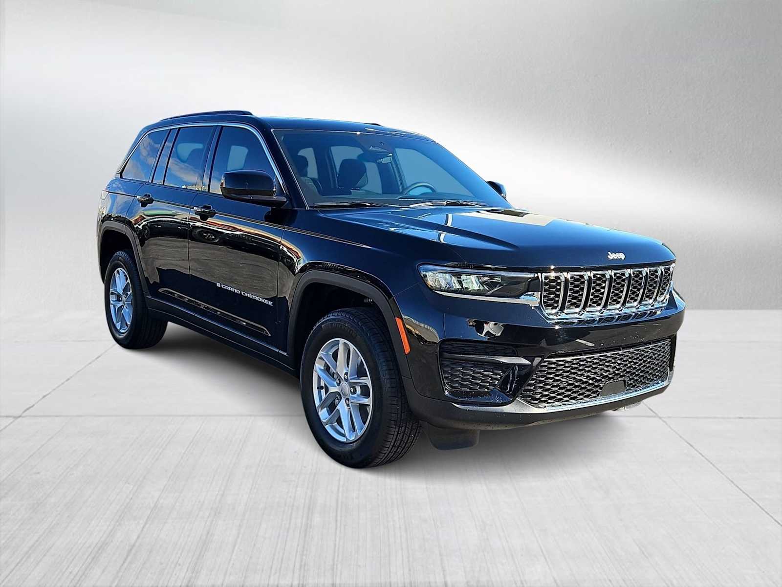 Thumbnail: 2026 Jeep Grand Cherokee - 2