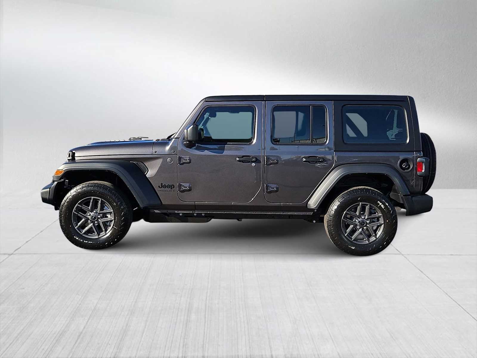 Thumbnail: 2026 Jeep Wrangler - 5
