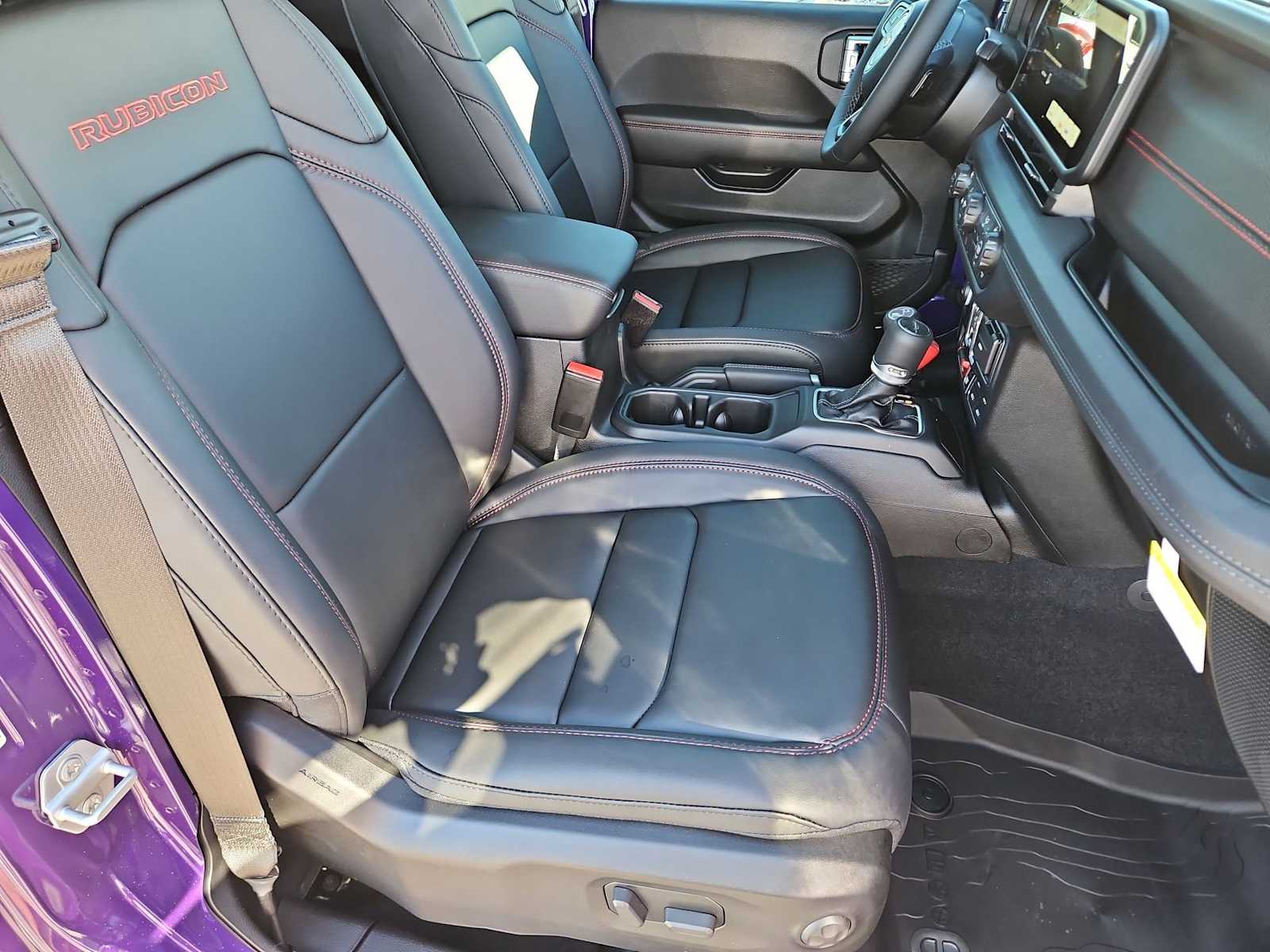 Thumbnail: 2026 Jeep Gladiator - 21