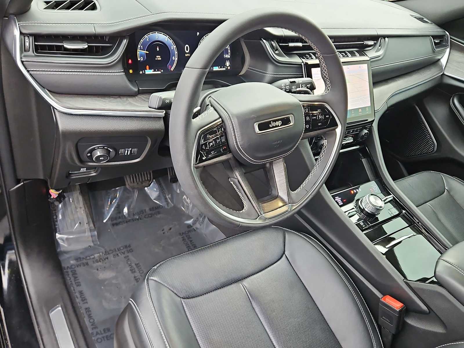 Thumbnail: 2023 Jeep Grand Cherokee - 10