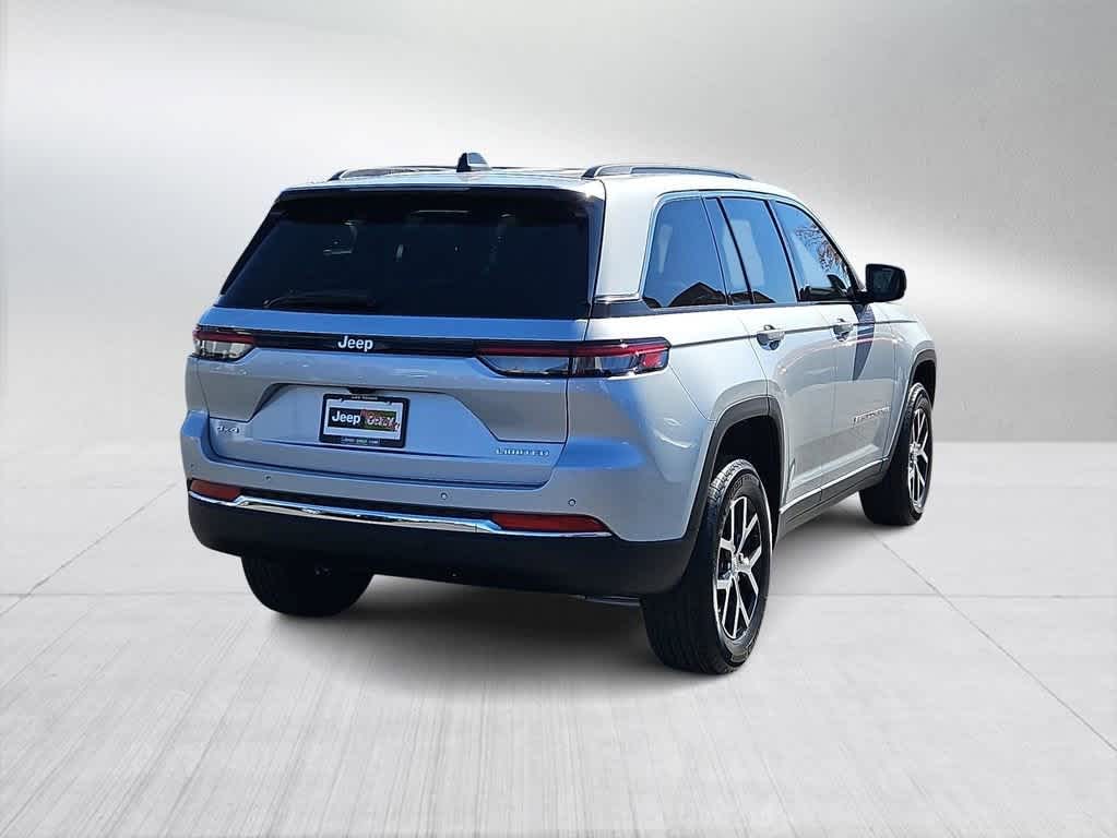 Thumbnail: 2025 Jeep Grand Cherokee - 8