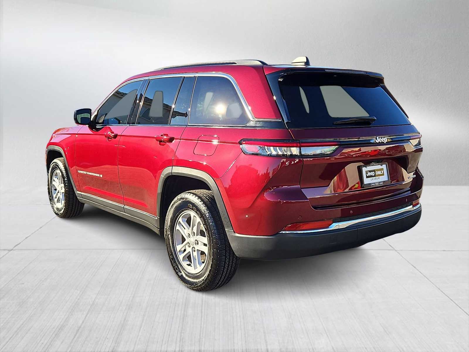 Thumbnail: 2025 Jeep Grand Cherokee - 6