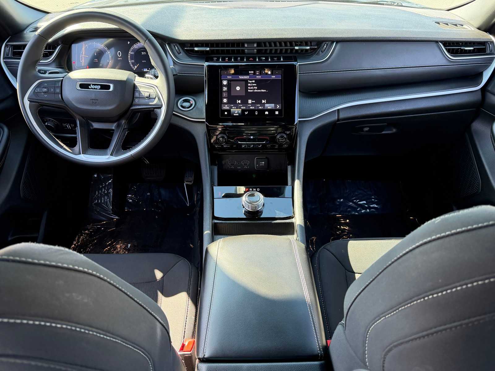 Thumbnail: 2024 Jeep Grand Cherokee - 24