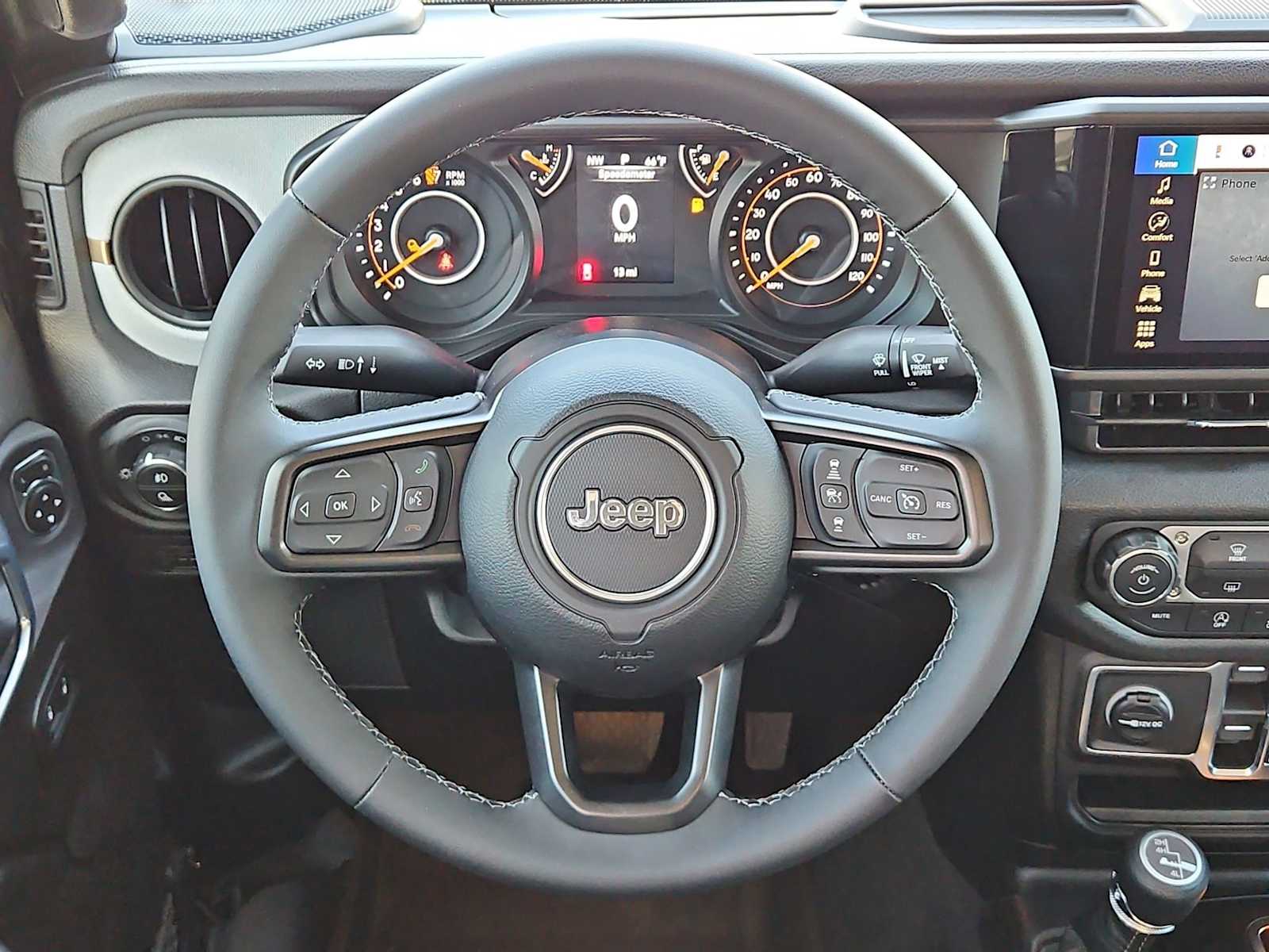 Thumbnail: 2026 Jeep Gladiator - 21