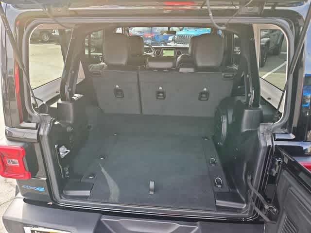 Thumbnail: 2022 Jeep Wrangler - 50