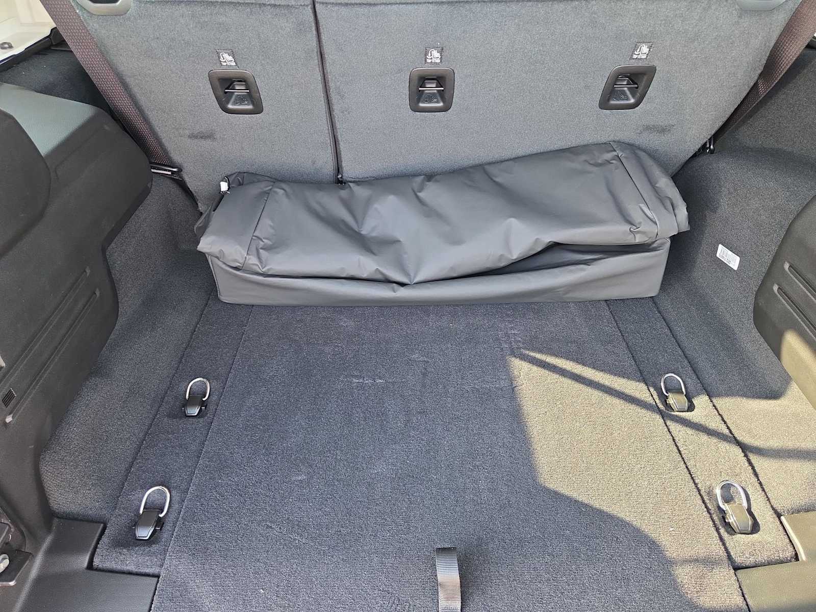 Thumbnail: 2025 Jeep Wrangler - 35