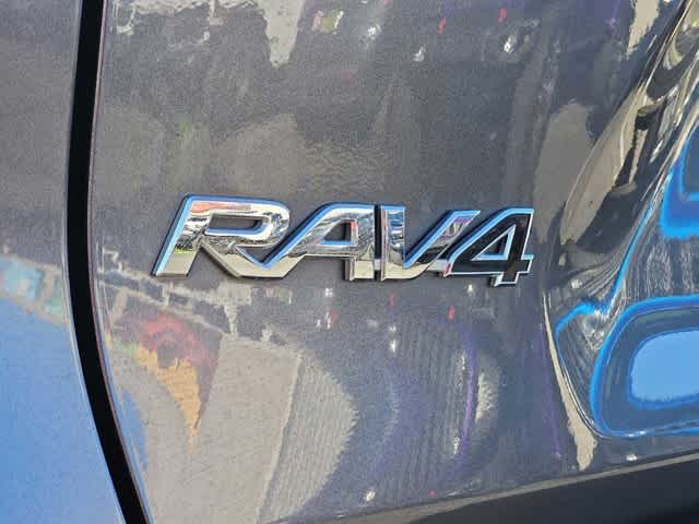 Thumbnail: 2021 Toyota RAV4 - 13