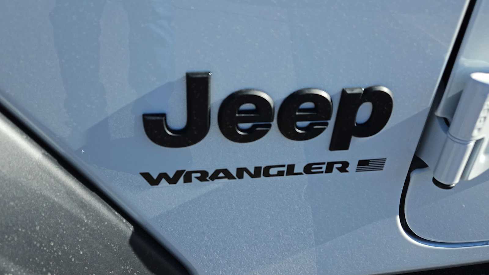 Thumbnail: 2023 Jeep Wrangler - 15