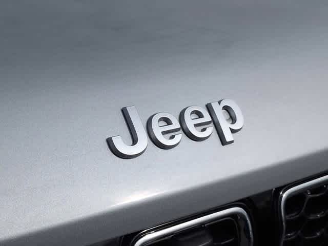 Thumbnail: 2025 Jeep Grand Cherokee - 12