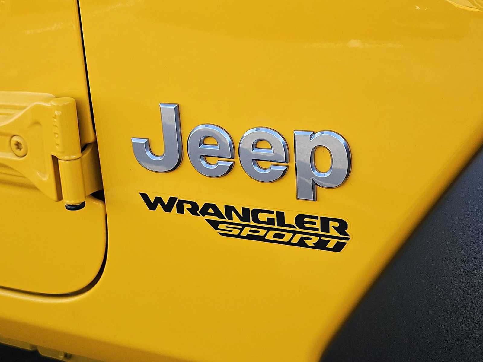 Thumbnail: 2021 Jeep Wrangler - 12