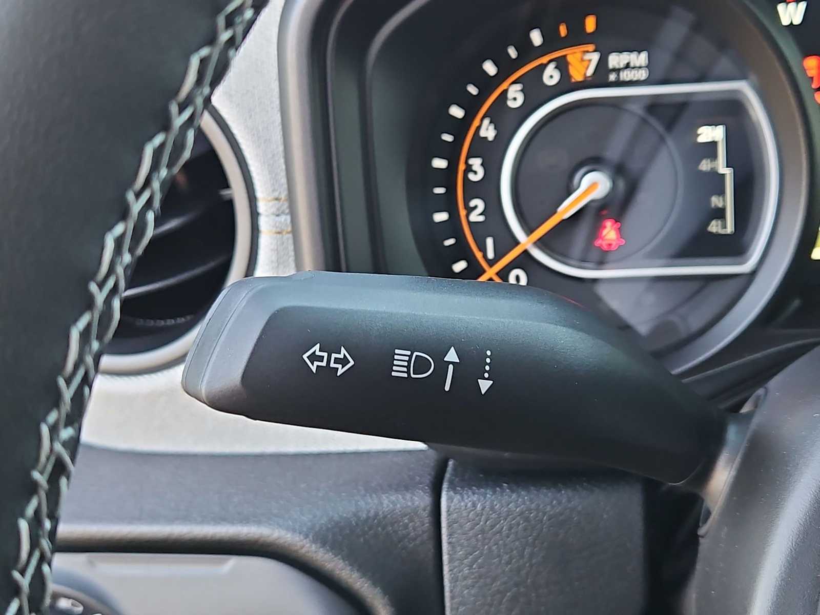 Thumbnail: 2025 Jeep Gladiator - 23