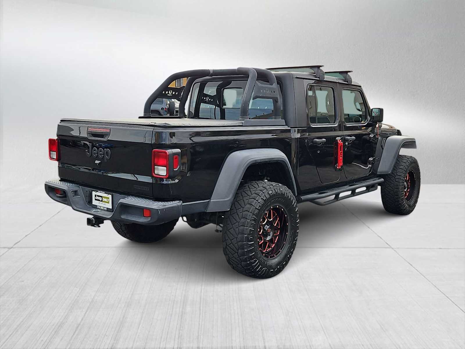 Thumbnail: 2021 Jeep Gladiator - 15
