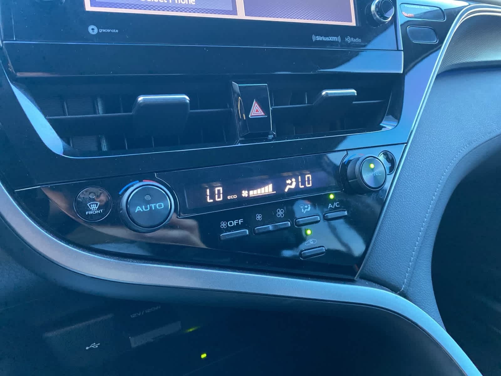 Thumbnail: 2021 Toyota Camry - 10
