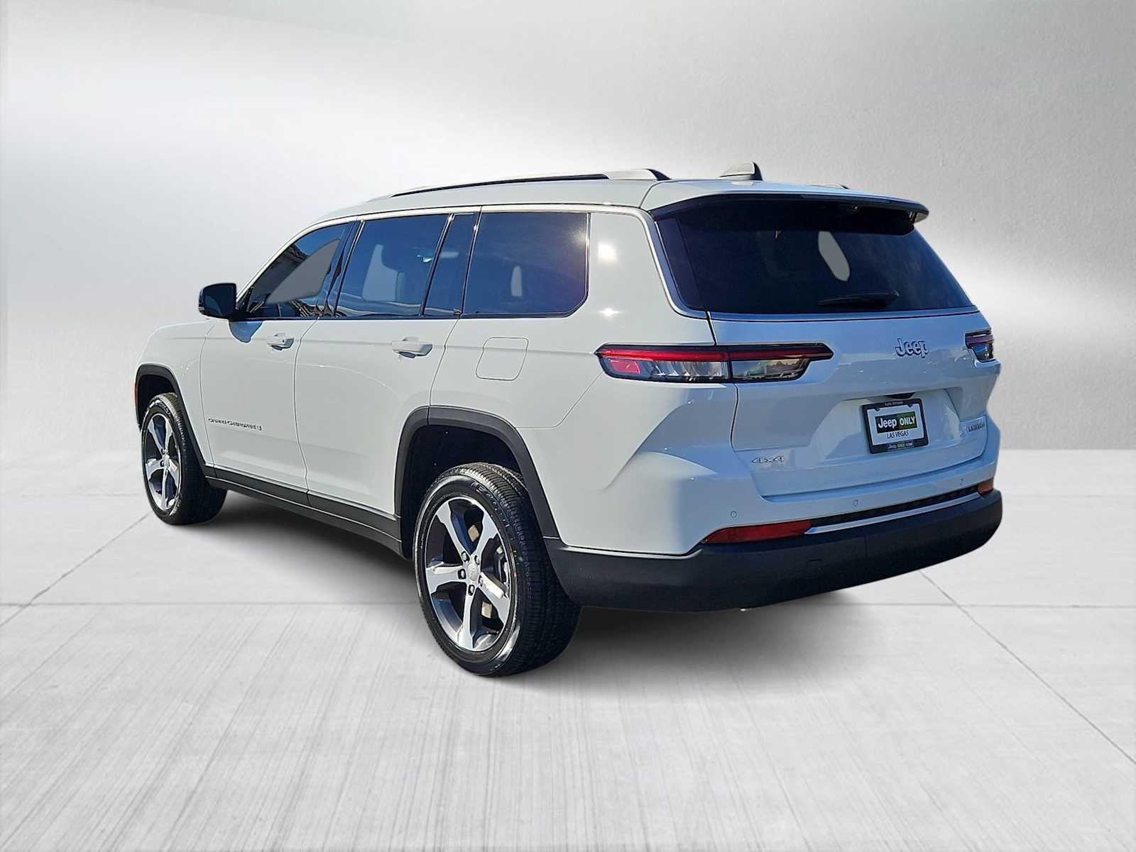 Thumbnail: 2026 Jeep Grand Cherokee L - 6