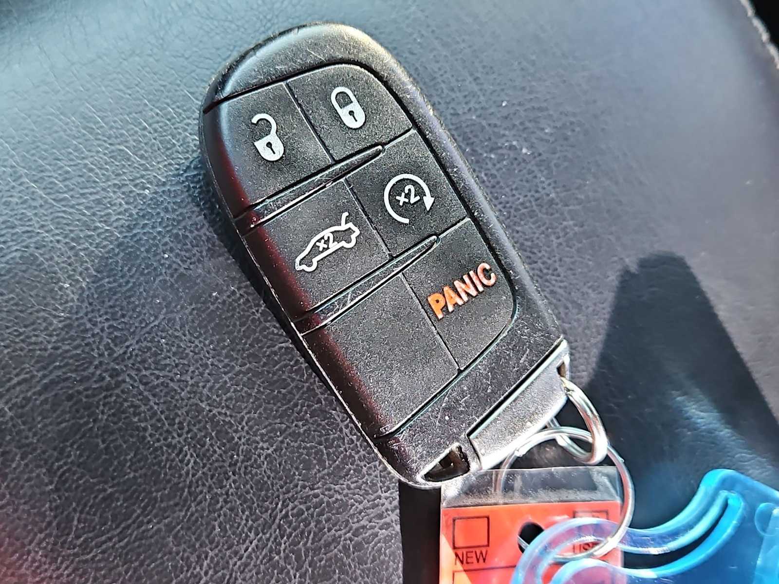 Thumbnail: 2017 Dodge Charger - 35