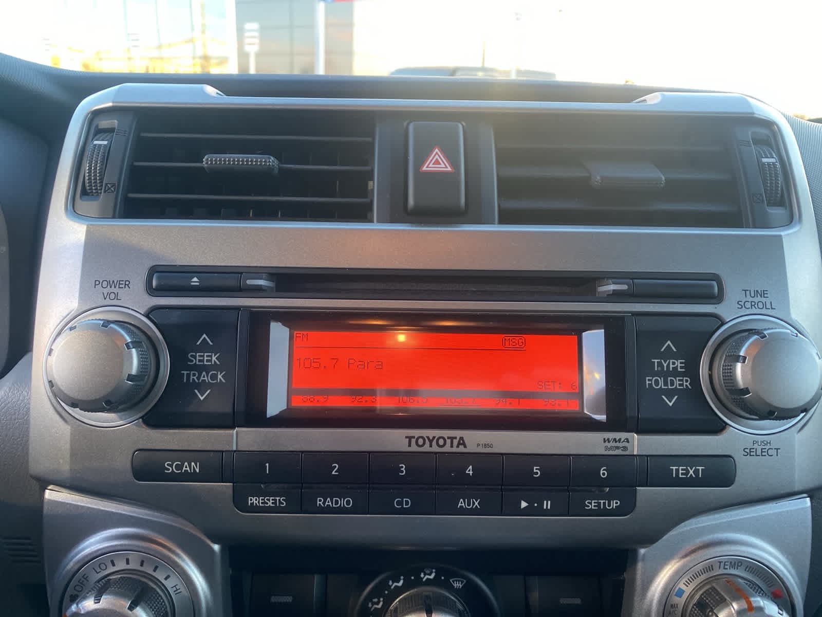 Thumbnail: 2011 Toyota 4Runner - 10