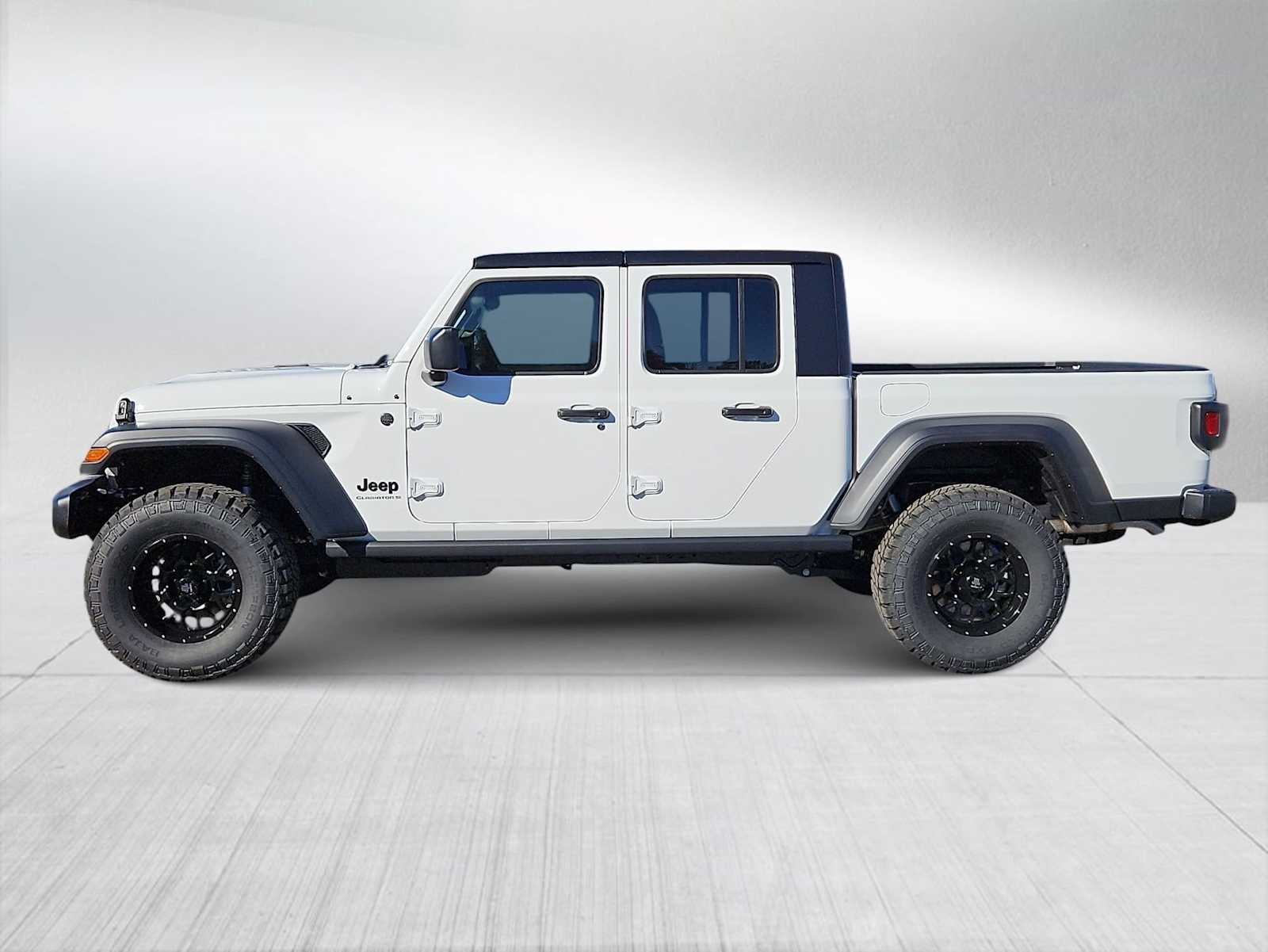 Thumbnail: 2026 Jeep Gladiator - 5