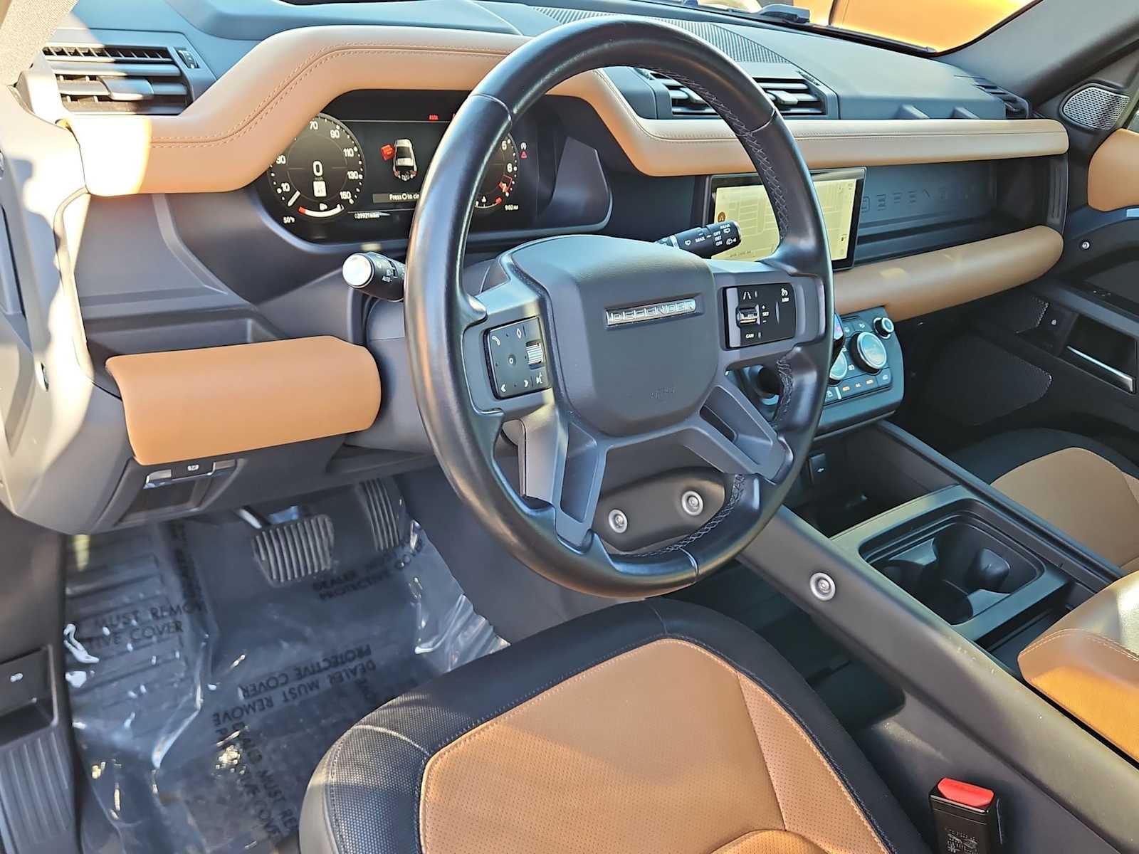 Thumbnail: 2023 Land Rover Defender - 10