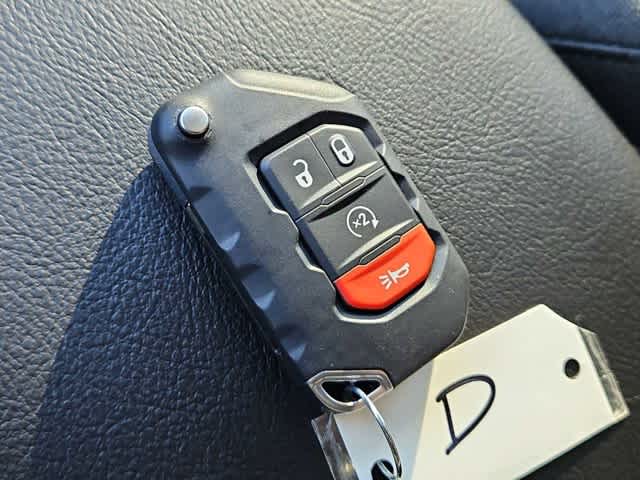 Thumbnail: 2026 Jeep Wrangler - 33