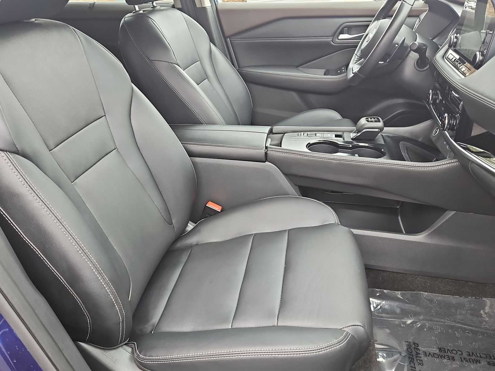 Thumbnail: 2023 Nissan Rogue - 19