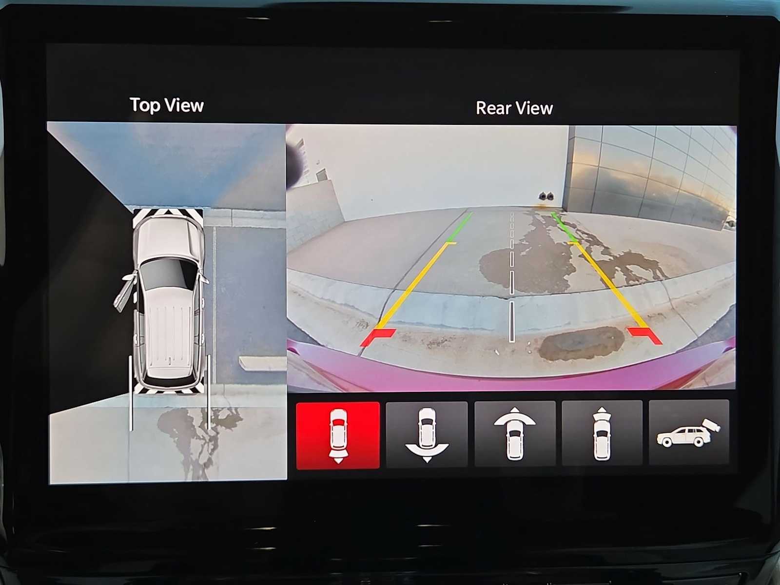 Thumbnail: 2025 Jeep Grand Cherokee - 30