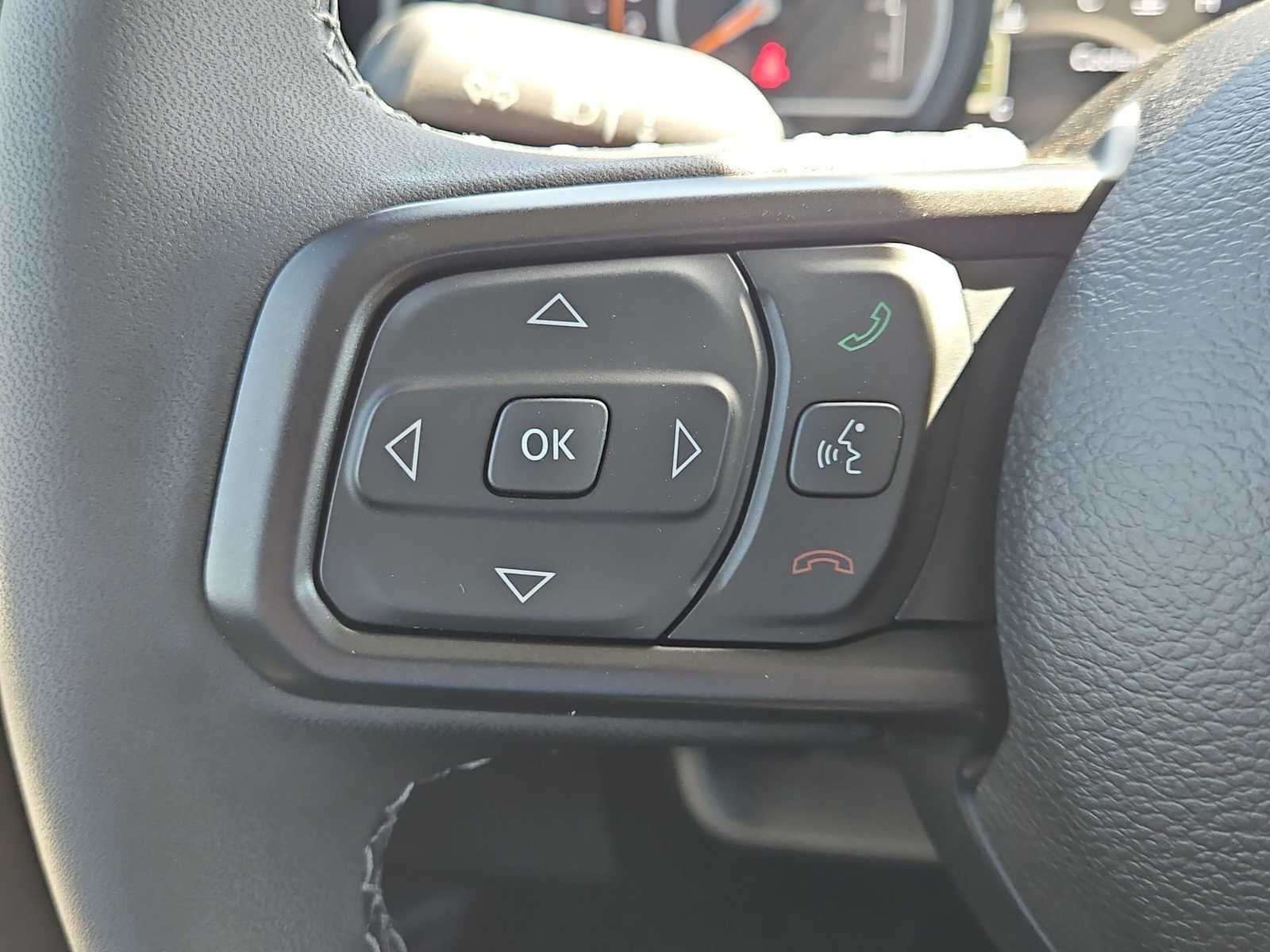 Thumbnail: 2025 Jeep Gladiator - 20