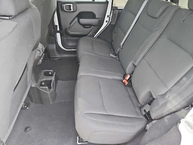 Thumbnail: 2021 Jeep Wrangler - 18