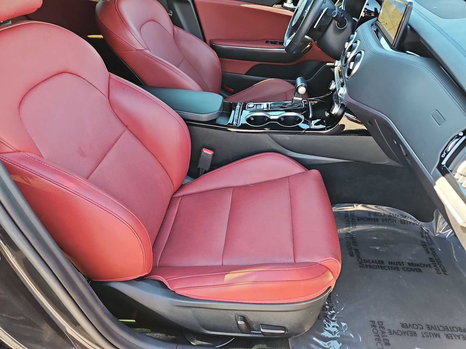 Thumbnail: 2022 Kia Stinger - 22