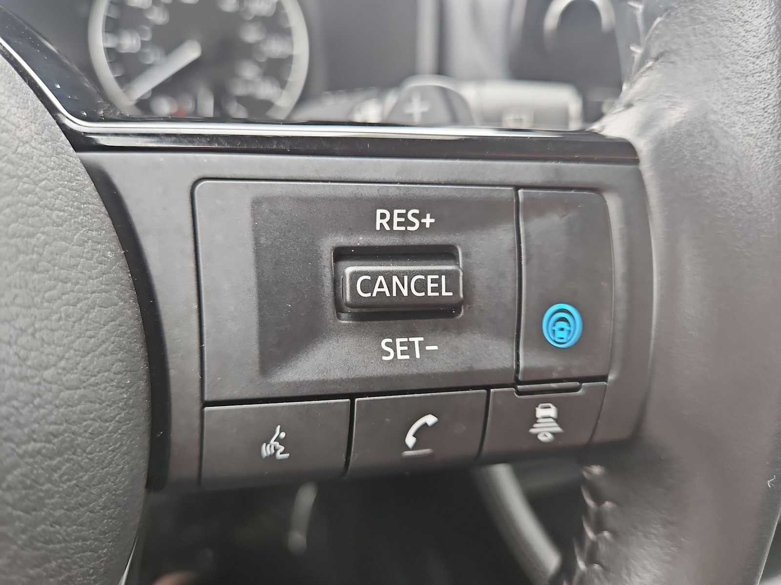 Thumbnail: 2023 Nissan Rogue - 22