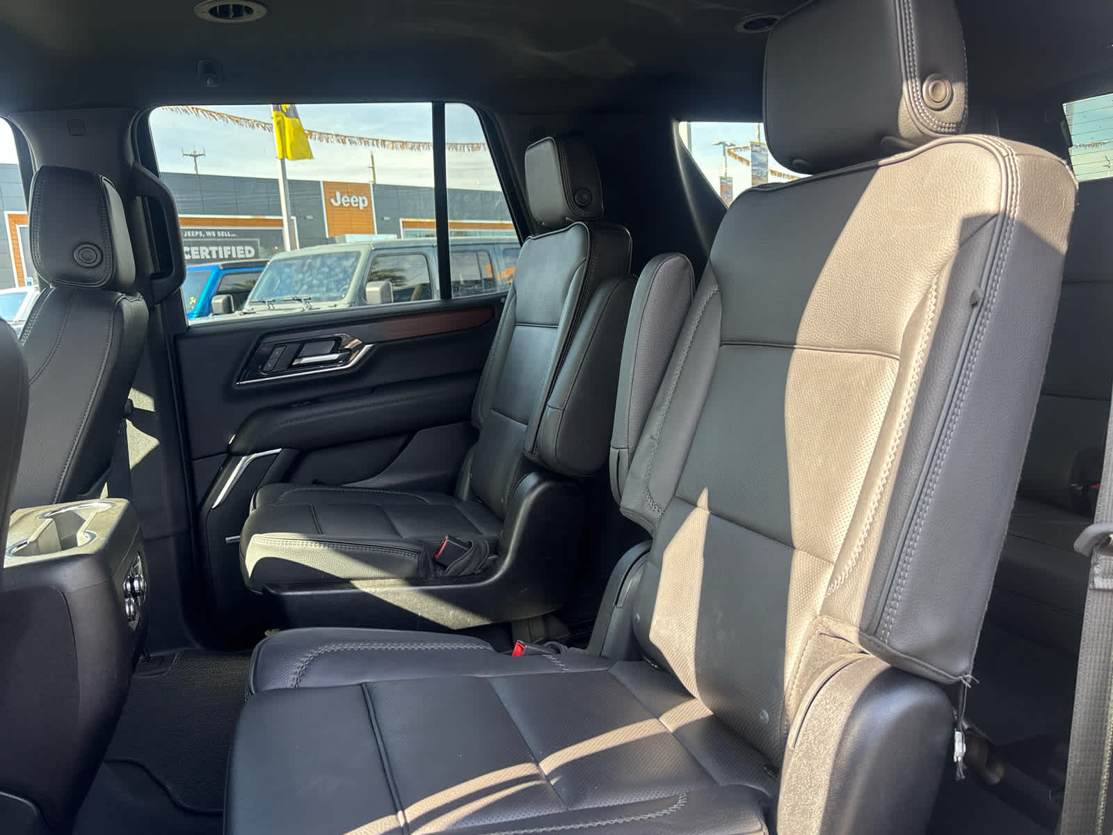 Thumbnail: 2025 GMC Yukon - 14