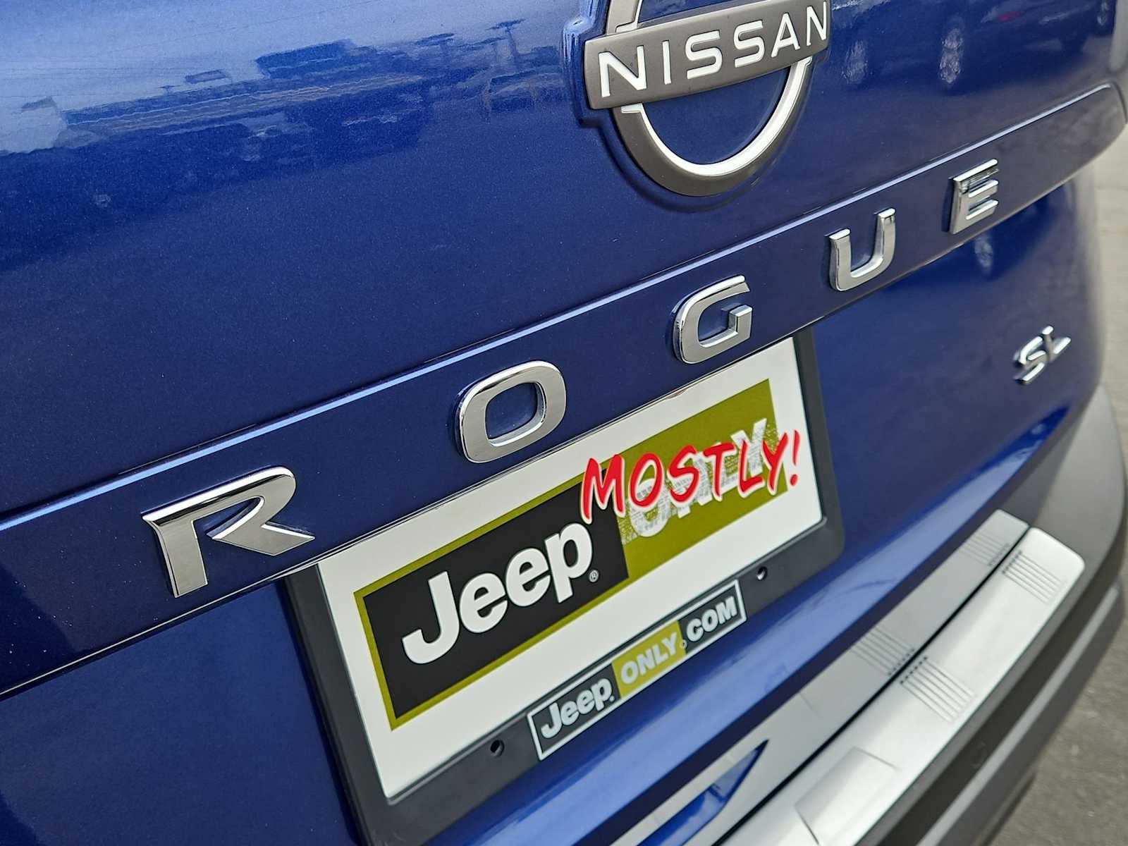 Thumbnail: 2023 Nissan Rogue - 12