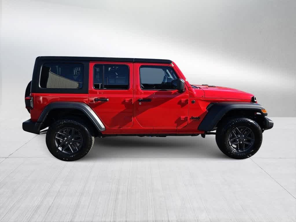 Thumbnail: 2025 Jeep Wrangler - 9