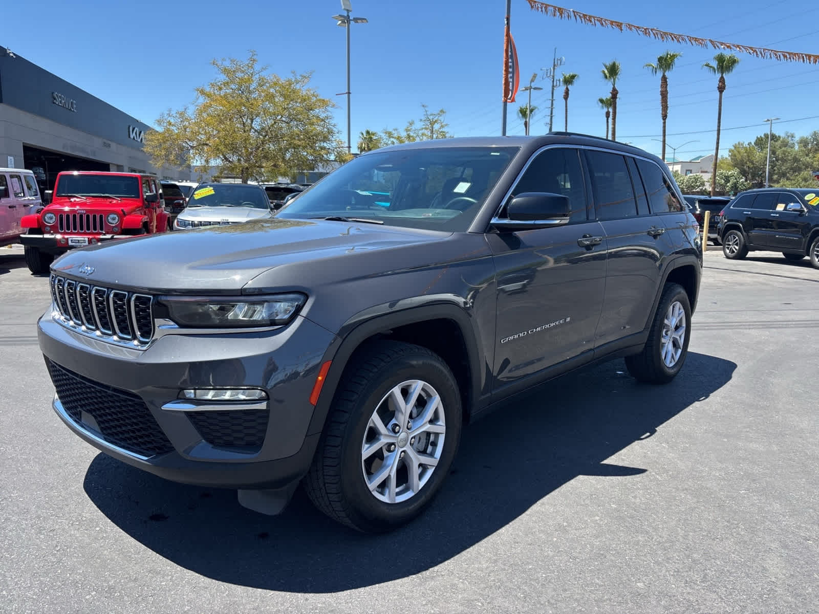 Thumbnail: 2022 Jeep Grand Cherokee - 1